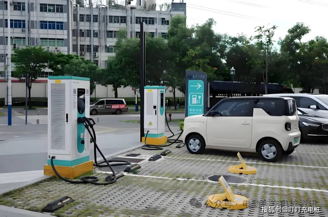 一个快充站，需要多少钱才能建下来？