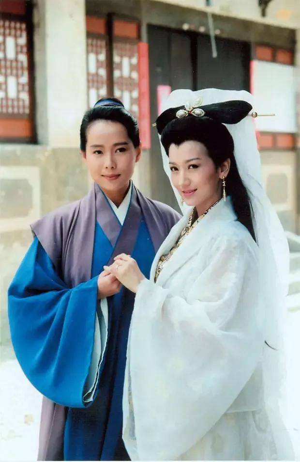 为什么许仙是女人演？赵雅芝33年后松口，真相令人大跌眼镜