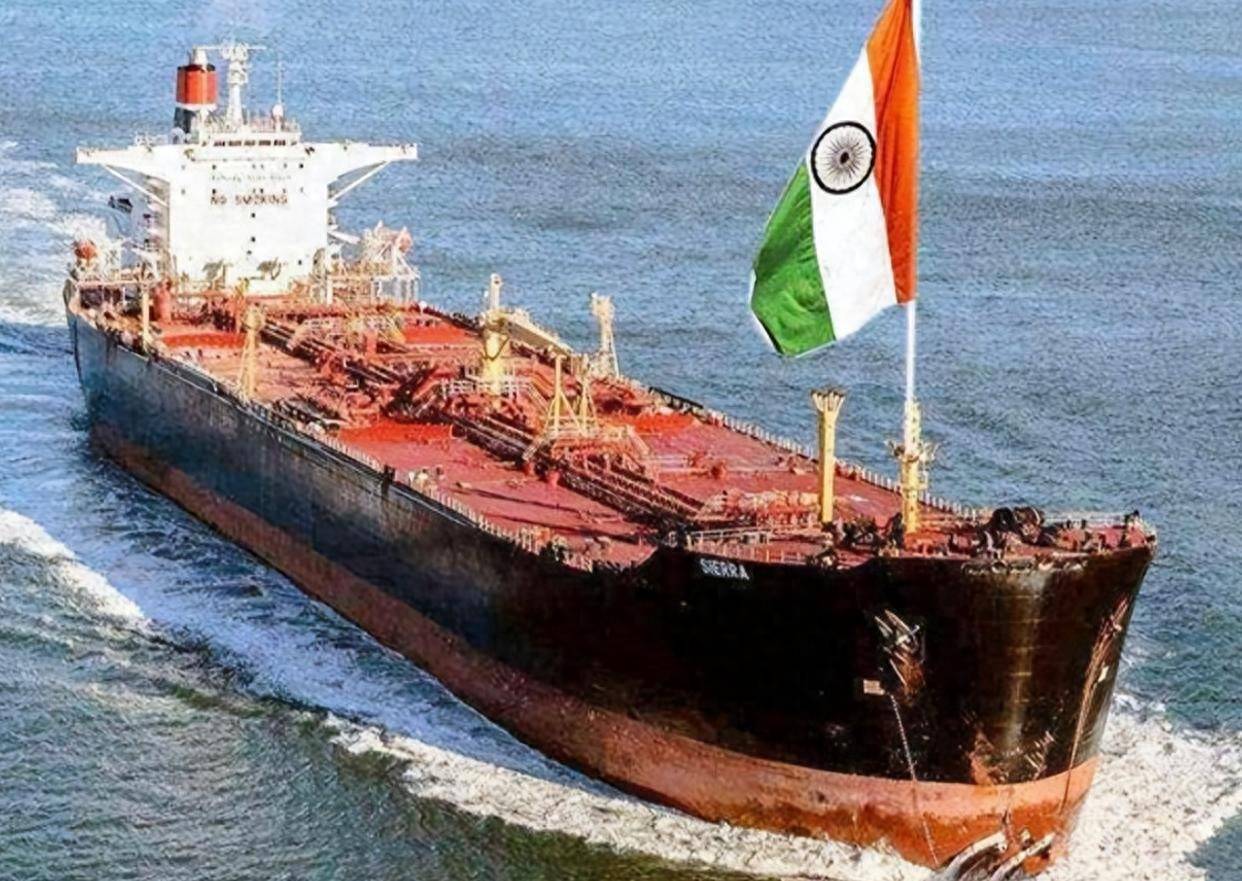死磕到底，4艘油轮直奔近海，莫迪购俄产原油，打破中国垄断？