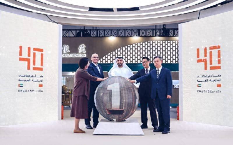 中国原油结算放弃美元,美国会把中国踢出国际支付体系吗?