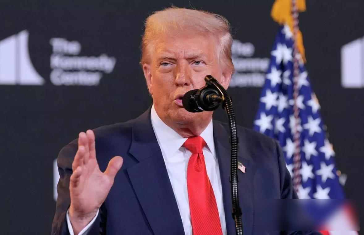 中国设备抵委内瑞拉,美国舰队压境,原油背后藏着什么?