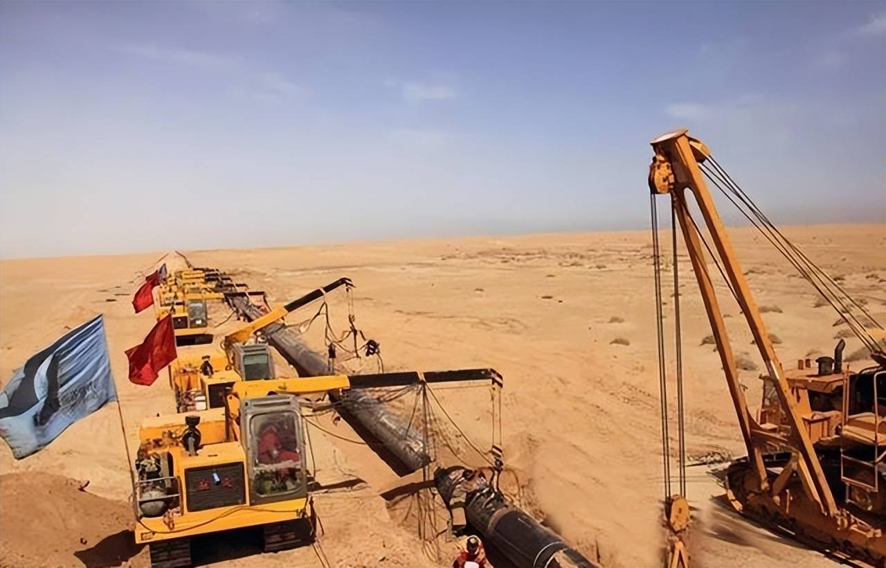 美国出售荒漠给中国，没想发现了200亿桶原油后，想强行收回