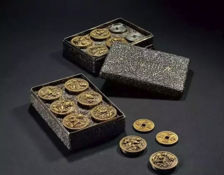 玄币(玄重尺)